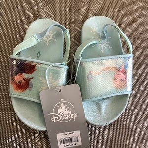 NWT Girls’ Disney Frozen Slides size 7/8